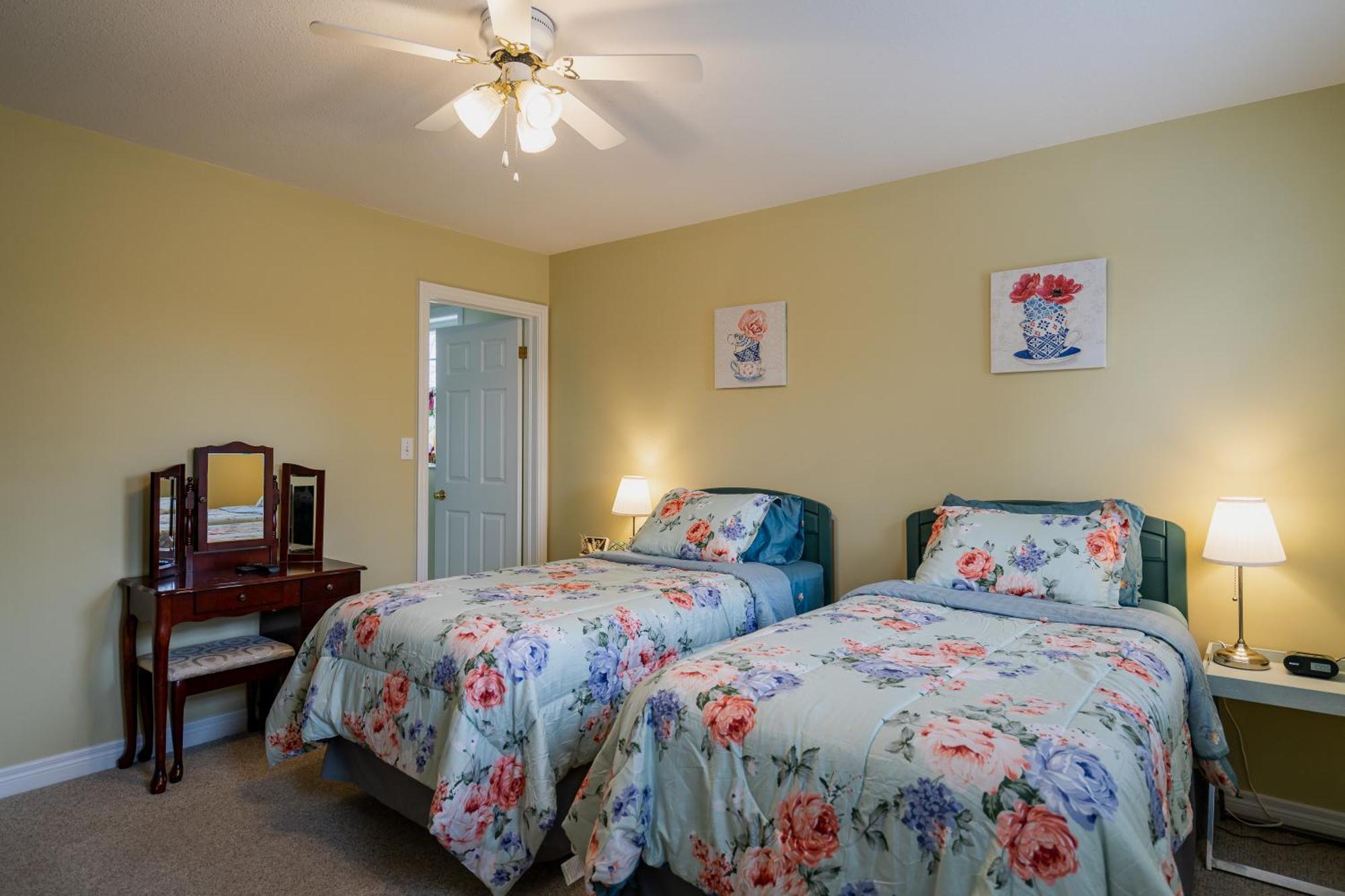 Old Town Country Landing Bed & Breakfast Niagara-on-the-Lake Bagian luar foto