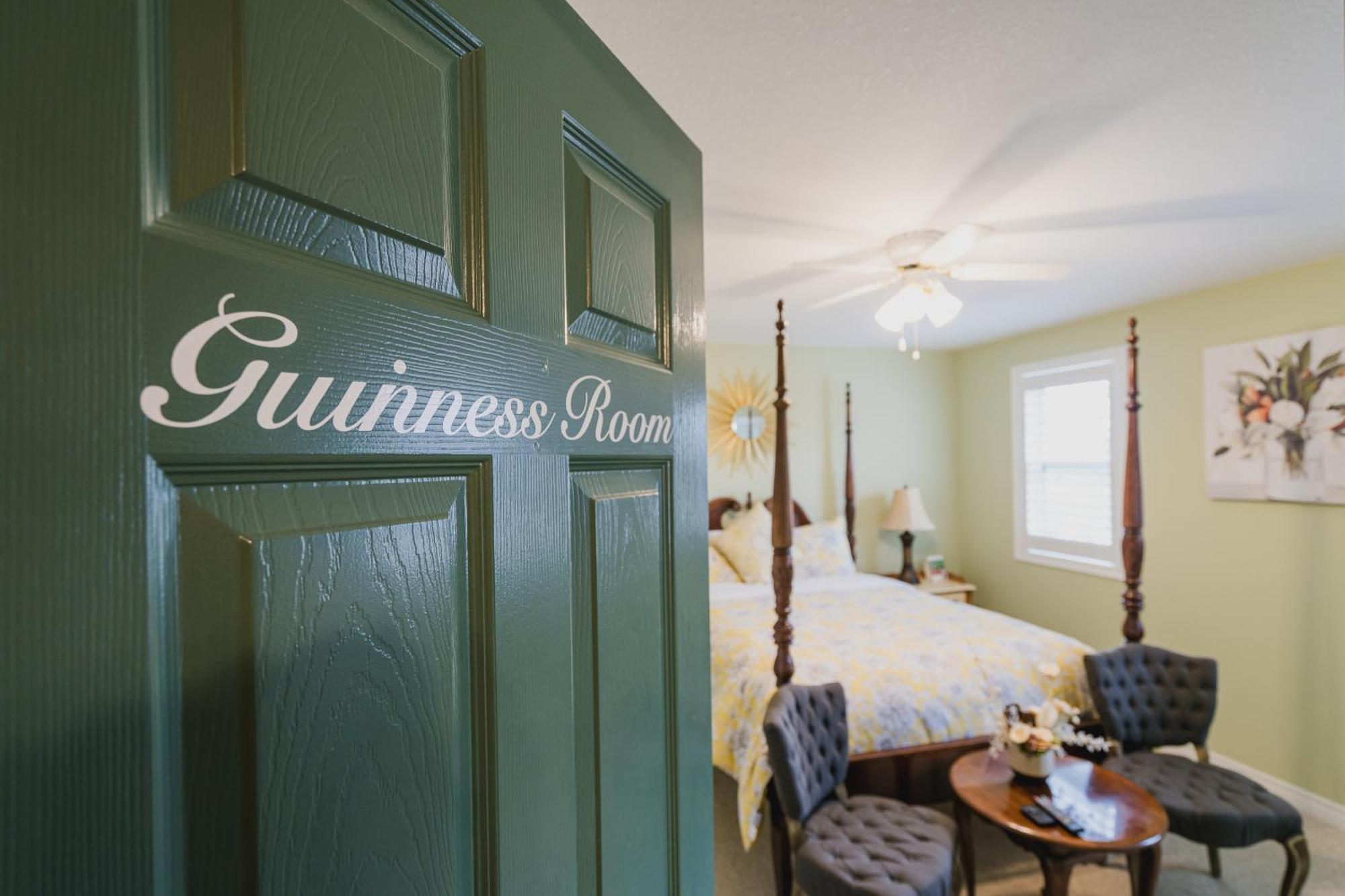 Old Town Country Landing Bed & Breakfast Niagara-on-the-Lake Bagian luar foto
