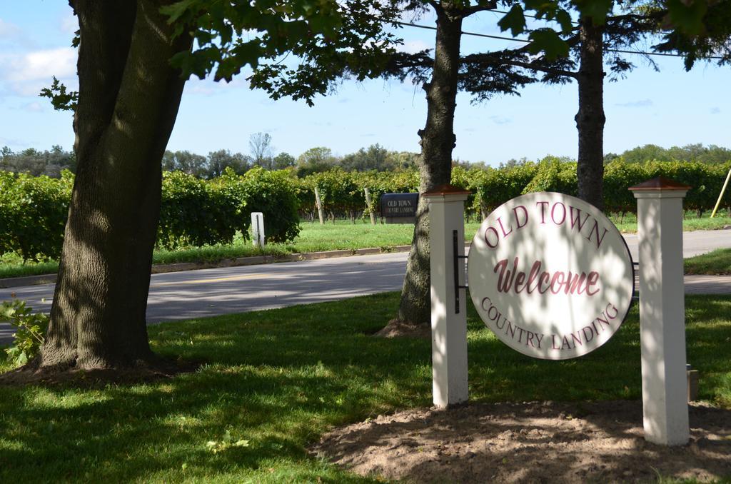 Old Town Country Landing Bed & Breakfast Niagara-on-the-Lake Bagian luar foto