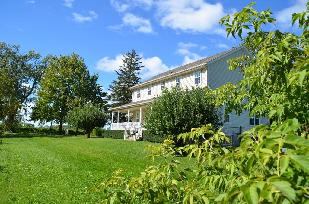 Old Town Country Landing Bed & Breakfast Niagara-on-the-Lake Bagian luar foto